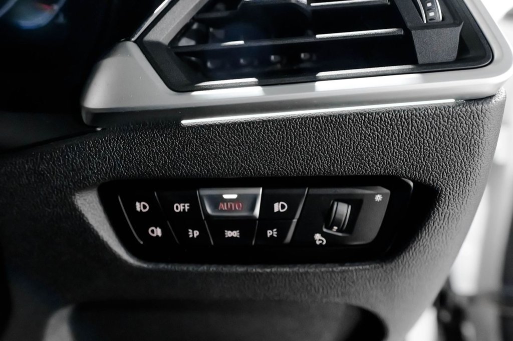 Used BMW 3 Series 2019 for sale - 77110339: Photo 30