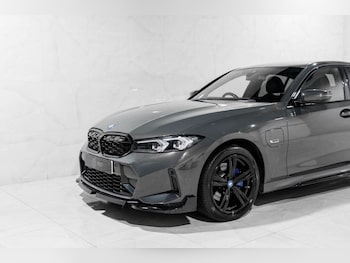 Used BMW 3 Series 2023 for sale - 77498558: Photo