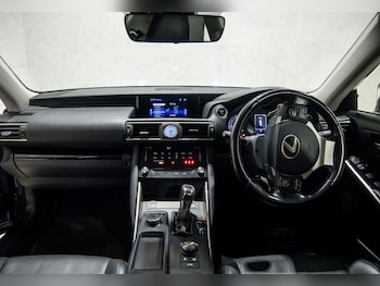 Used Lexus IS 2017 for sale - 77642783: Photo