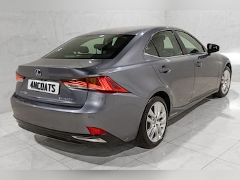 Used Lexus IS 2017 for sale - 77642783: Photo