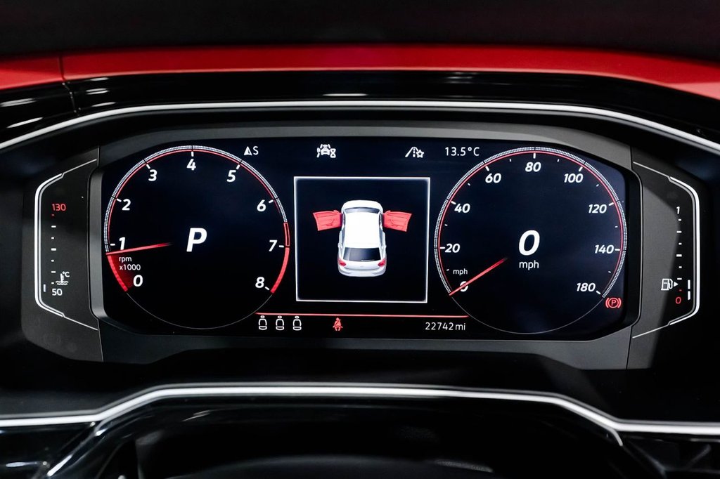 Used Volkswagen Polo 2020 for sale - 76470184: Photo 31