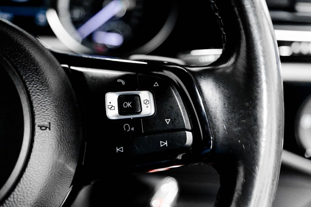 Used Volkswagen Golf 2017 for sale - 76417100: Photo 18