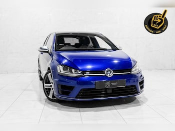 Used Volkswagen Golf 2017 for sale - 76417100: Photo