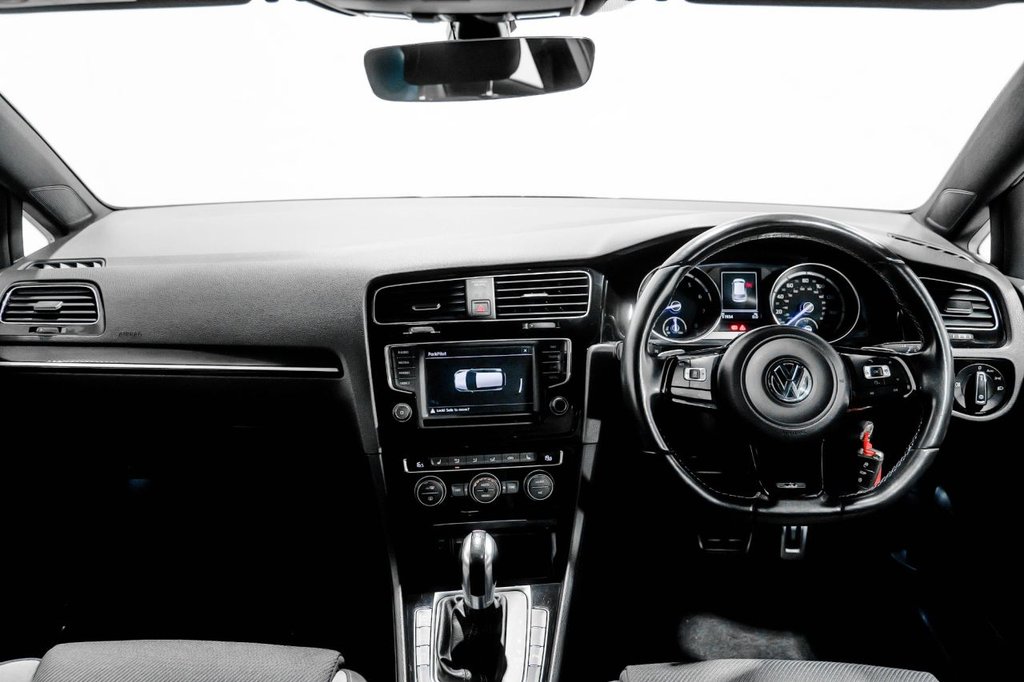 Used Volkswagen Golf 2017 for sale - 76417100: Photo 29