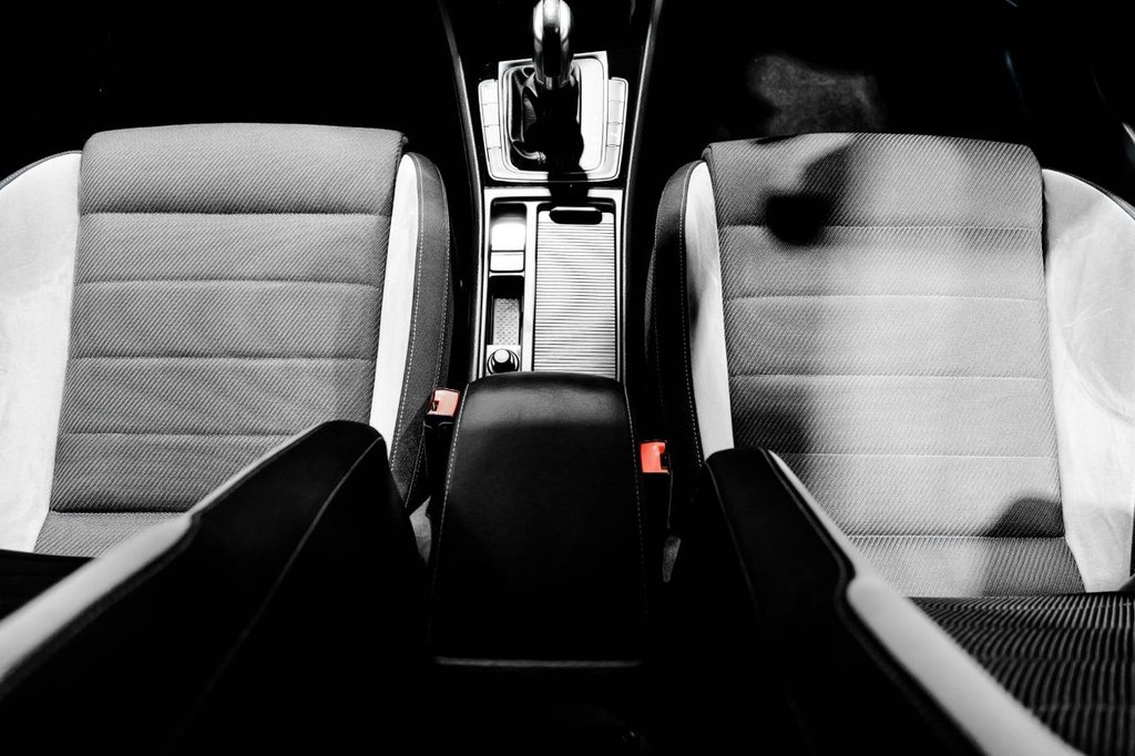 Used Volkswagen Golf 2017 for sale - 76417100: Photo 31