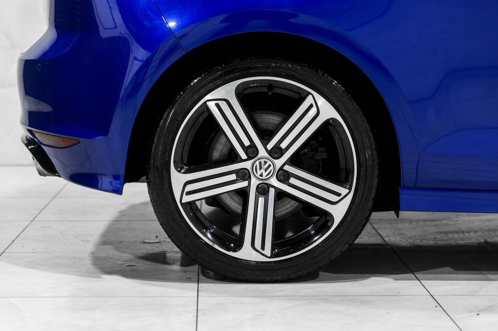 Used Volkswagen Golf 2017 for sale - 76417100: Photo 8