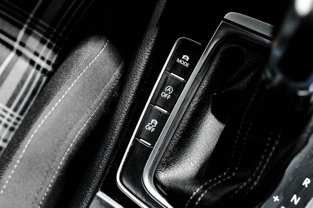 Used Volkswagen Golf 2016 for sale - 76417054: Photo 33