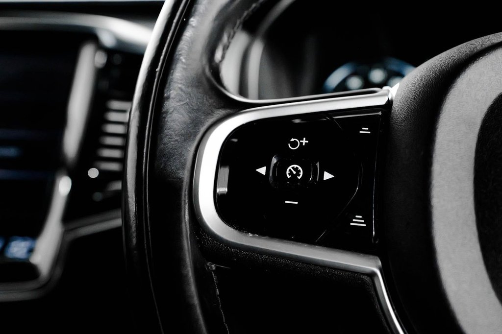 Used Volvo XC90 2015 for sale - 76416997: Photo 21