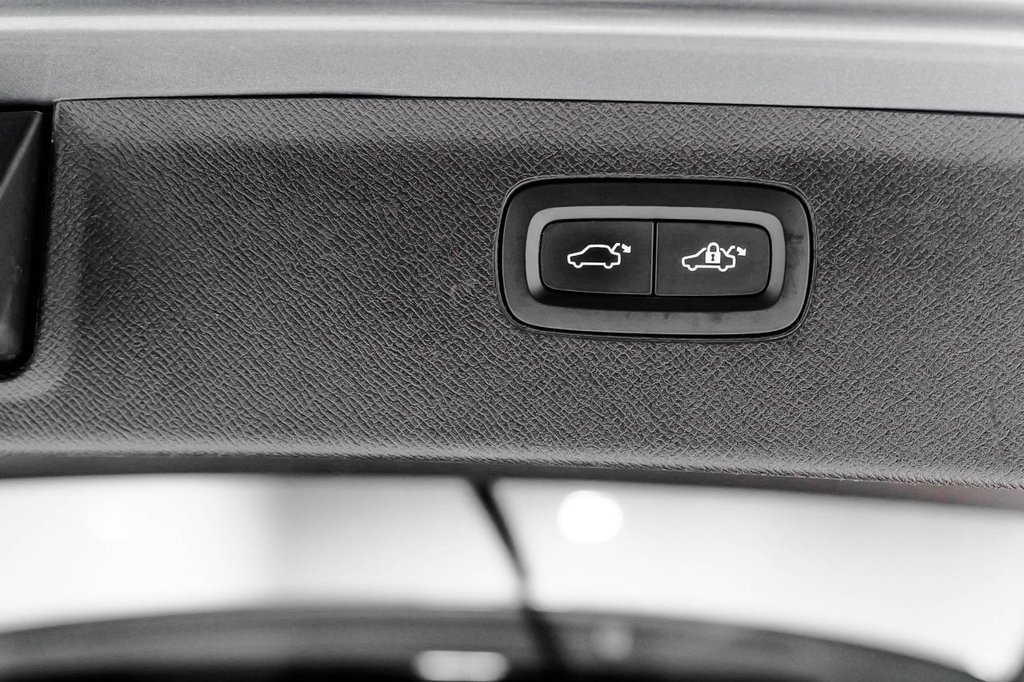 Used Volvo XC90 2015 for sale - 76416997: Photo 36