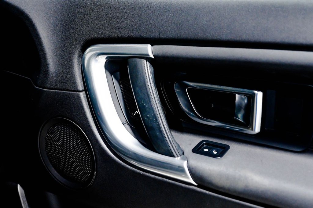 Used Land Rover Discovery Sport 2018 for sale - 76417179: Photo 24