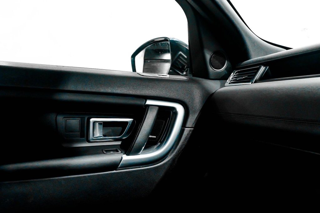 Used Land Rover Discovery Sport 2018 for sale - 76417179: Photo 38