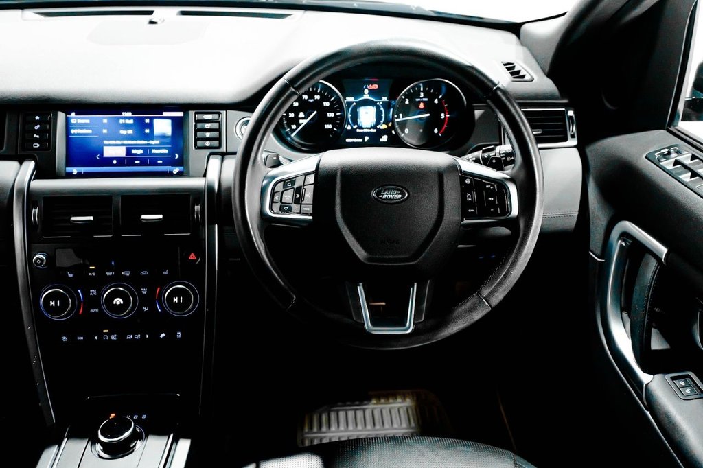 Used Land Rover Discovery Sport 2018 for sale - 76417179: Photo 42