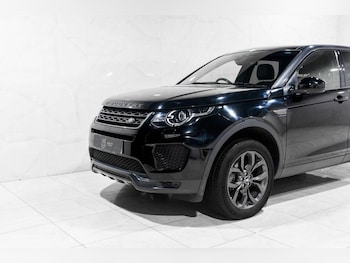 Used Land Rover Discovery Sport 2018 for sale - 76417179: Photo