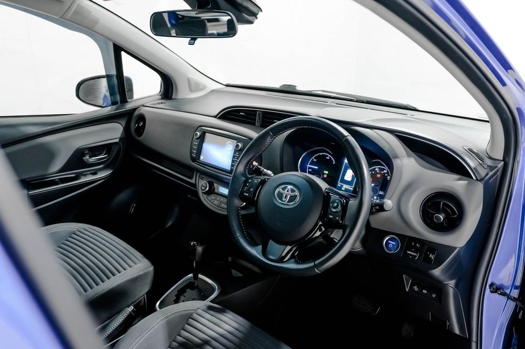 Used Toyota Yaris 2019 for sale - 77521456: Photo 3