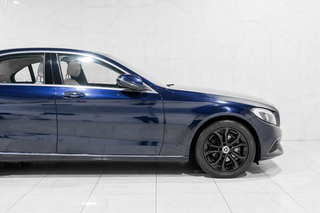 Used Mercedes-Benz C Class 2018 for sale - 76417190: Photo 13