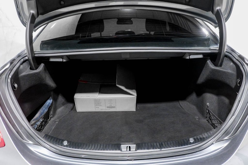 Used Mercedes-Benz C Class 2018 for sale - 76416900: Photo 8