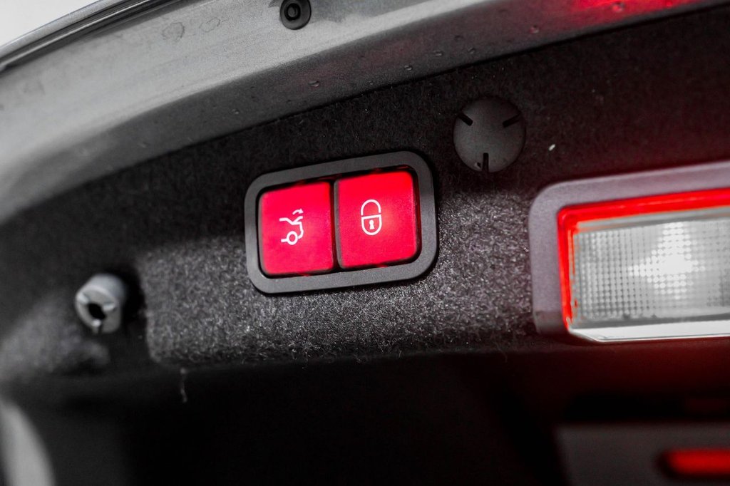 Used Mercedes-Benz C Class 2018 for sale - 76416900: Photo 9