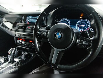 Used BMW 5 Series 2016 for sale - 77891211: Photo