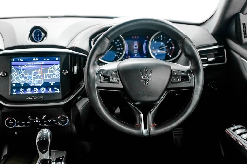 Used Maserati Ghibli 2015 for sale - 77027024: Photo 32