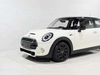 Used MINI Hatch 2018 for sale - 77313175: Photo