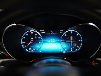 Used Mercedes-Benz C Class 2019 for sale - 78145336: Photo