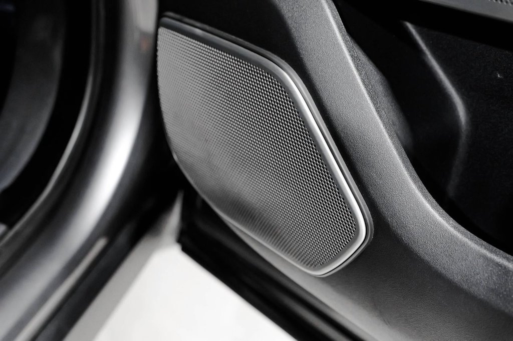 Used Land Rover Range Rover Velar 2019 for sale - 76417940: Photo 18