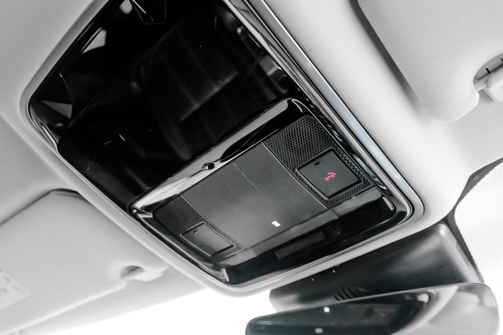 Used Land Rover Range Rover Velar 2019 for sale - 76417940: Photo 33