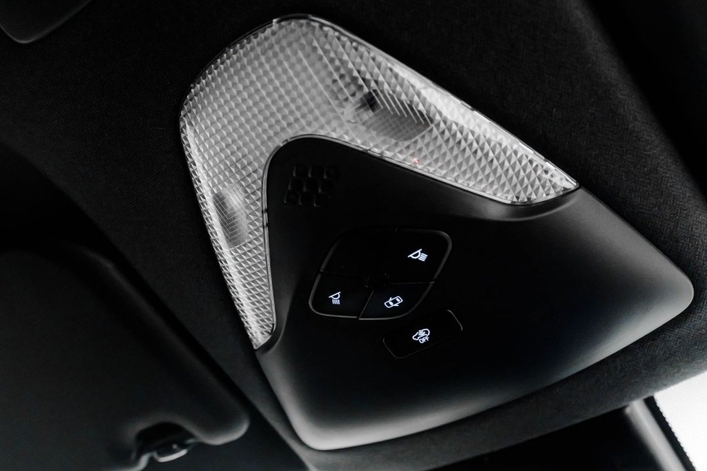 Used Toyota C-HR 2019 for sale - 76417110: Photo 43