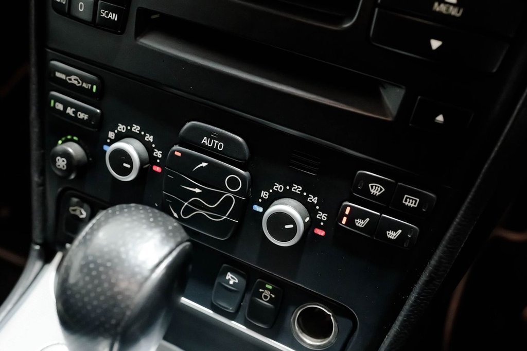 Used Volvo XC90 2009 for sale - 77734253: Photo 23