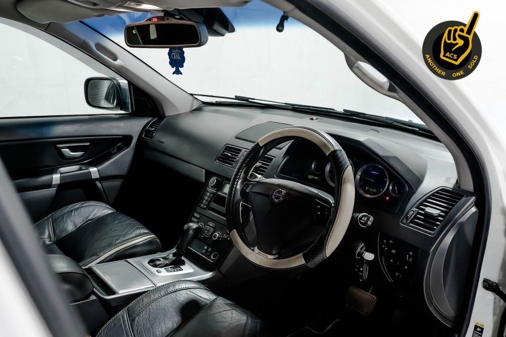 Used Volvo XC90 2009 for sale - 77734253: Photo 3