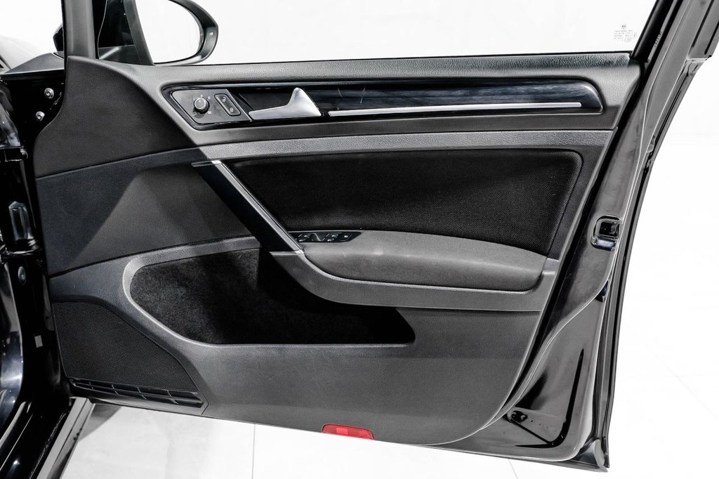 Used Volkswagen Golf 2016 for sale - 77835002: Photo 16