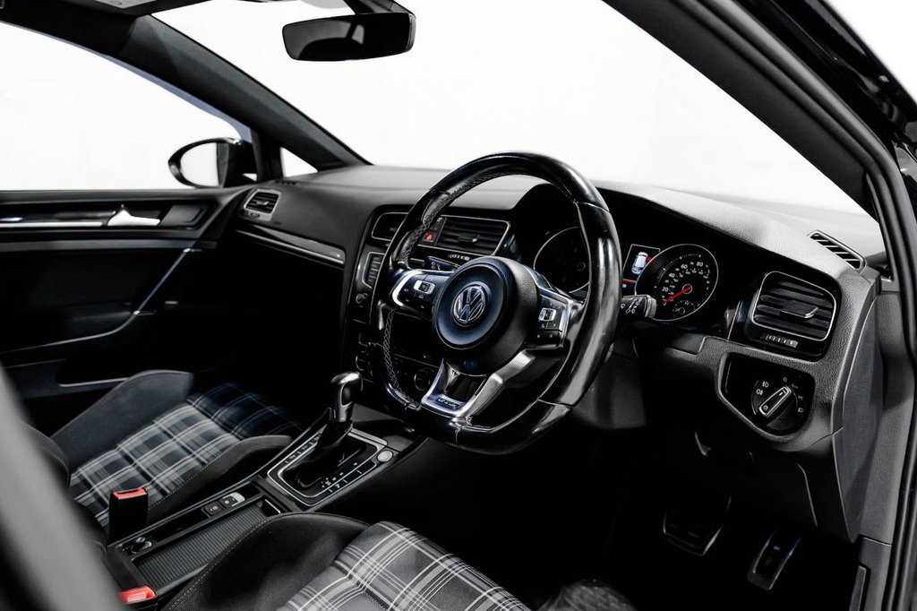 Used Volkswagen Golf 2016 for sale - 77835002: Photo 19