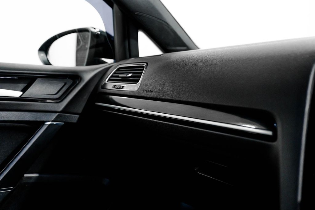 Used Volkswagen Golf 2016 for sale - 77835002: Photo 29