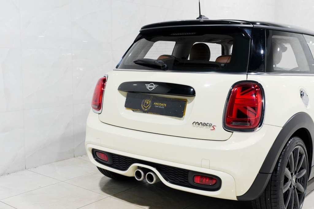 Used MINI Hatch 2018 for sale - 76417152: Photo 17