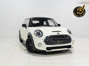 Used MINI Hatch 2018 for sale - 76417152: Photo
