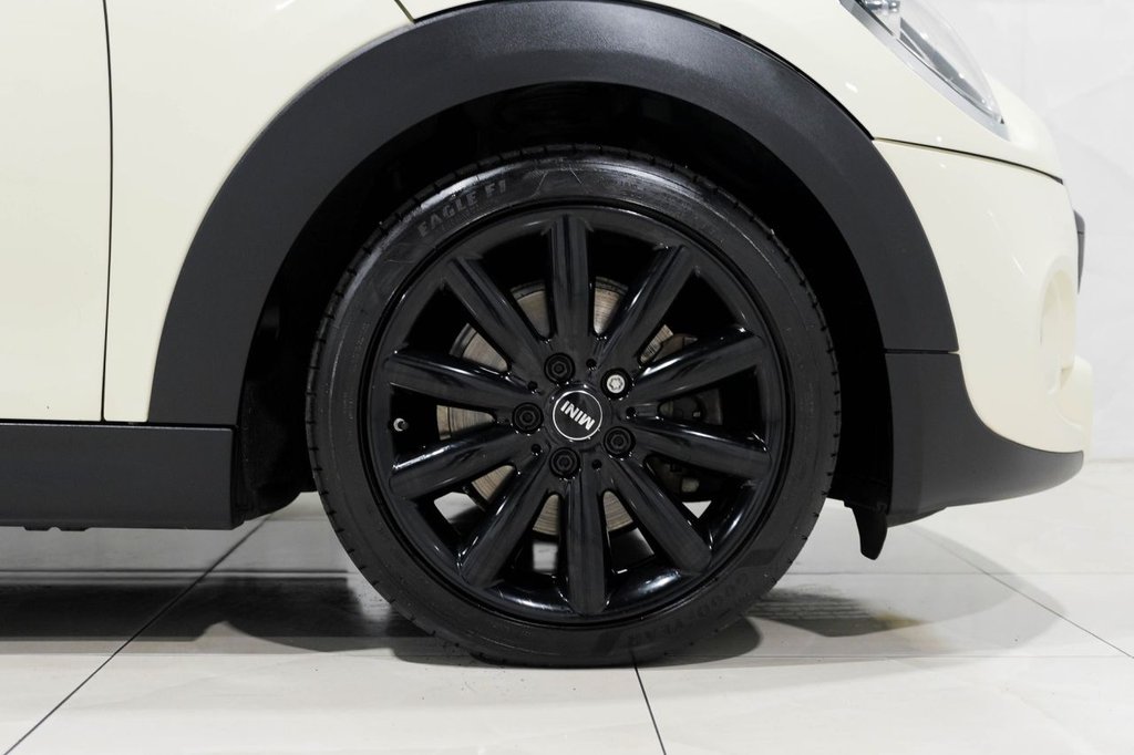 Used MINI Hatch 2018 for sale - 76417152: Photo 25