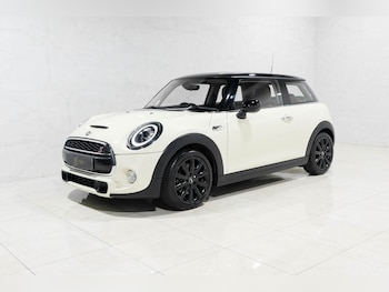 Used MINI Hatch 2018 for sale - 76417152: Photo