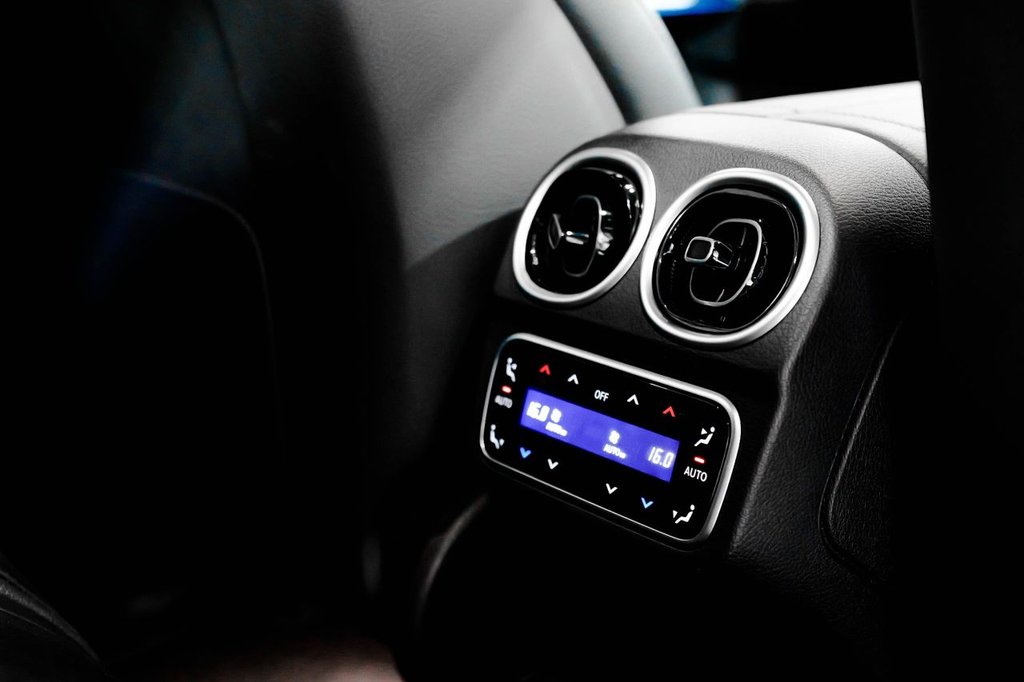 Used Mercedes-Benz C Class 2022 for sale - 76417133: Photo 38