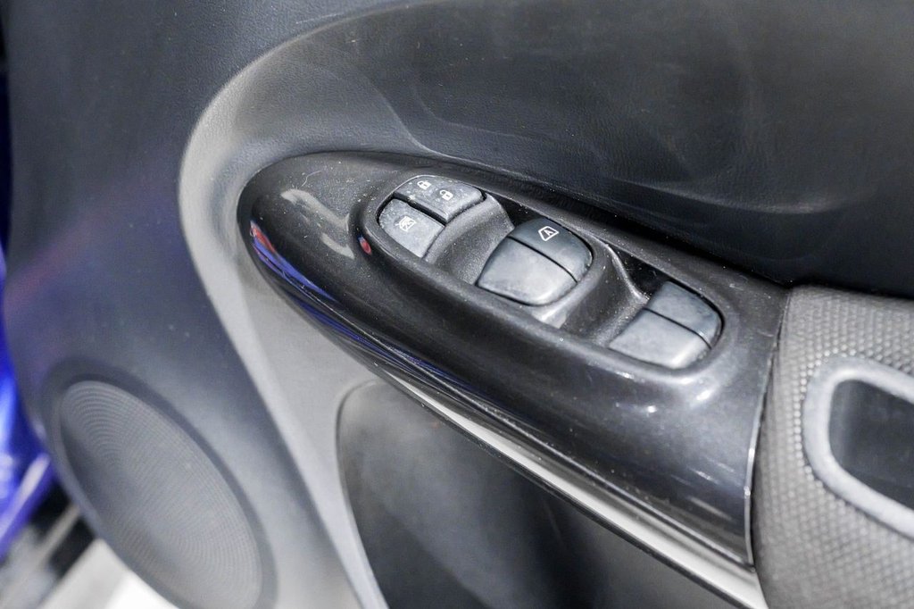 Used Nissan Juke 2014 for sale - 76417257: Photo 15