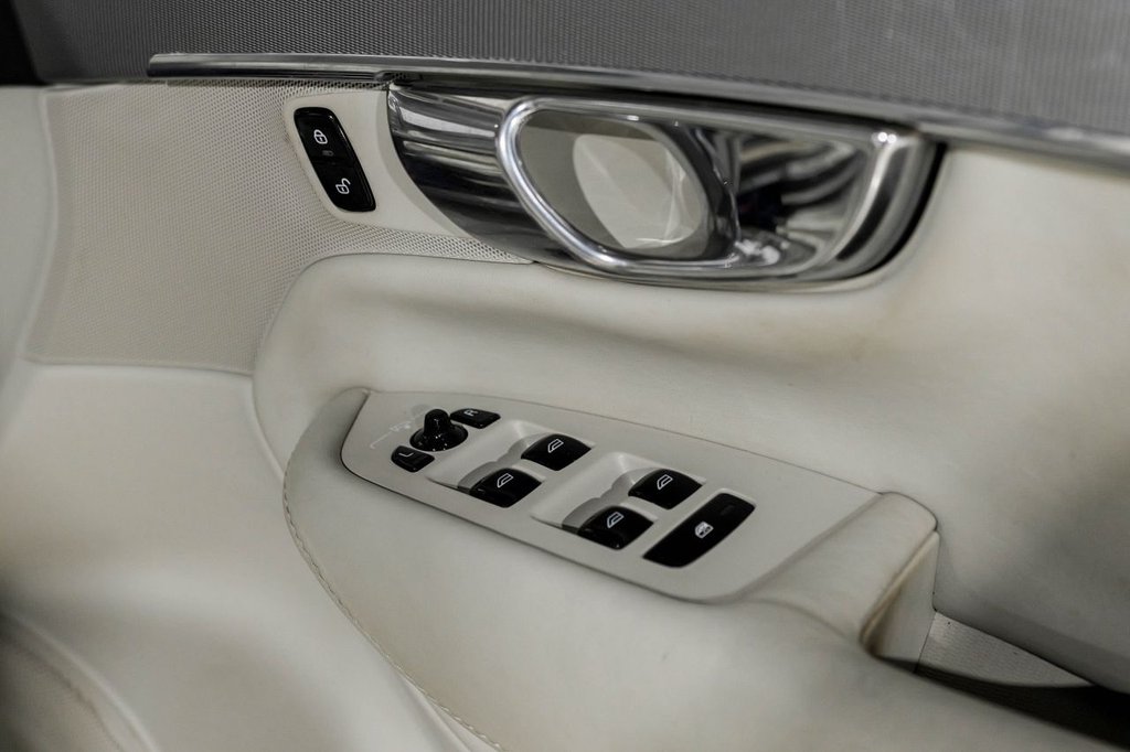 Used Volvo XC90 2016 for sale - 77564028: Photo 32