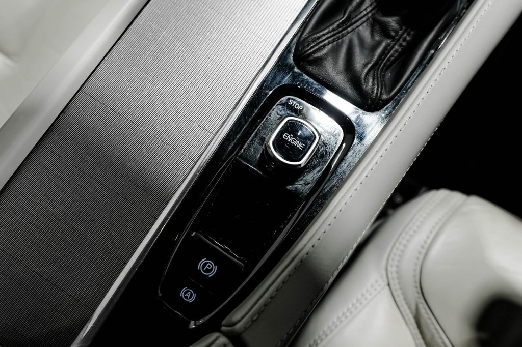 Used Volvo XC90 2016 for sale - 77564028: Photo 44