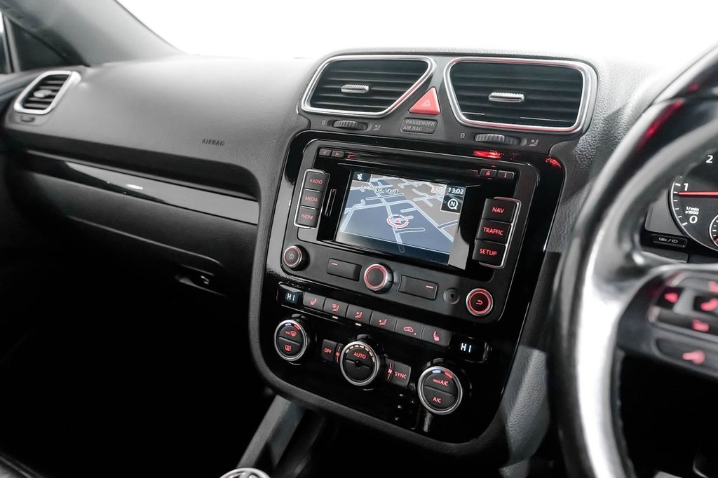 Used Volkswagen Scirocco 2013 for sale - 77672623: Photo 35