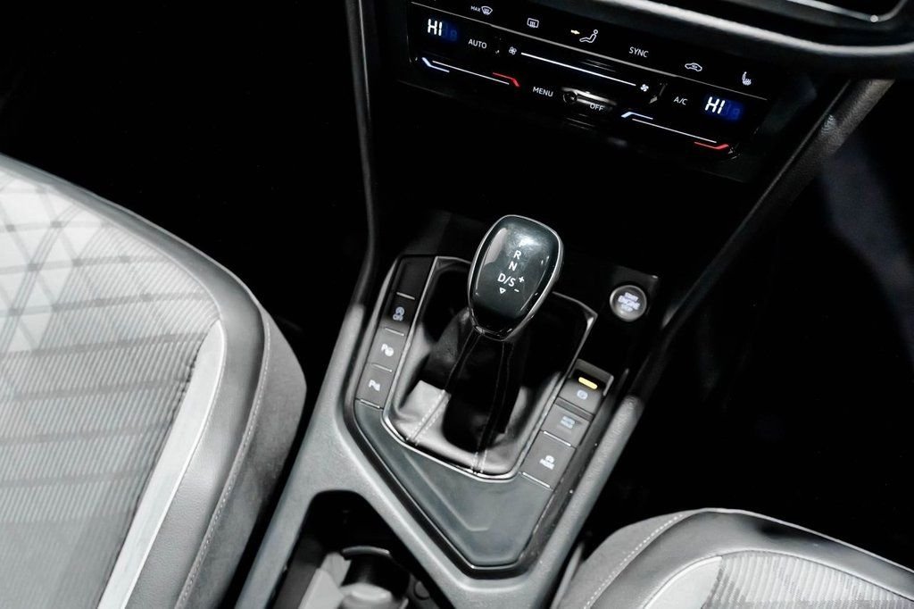 Used Volkswagen Tiguan 2021 for sale - 77850072: Photo 24