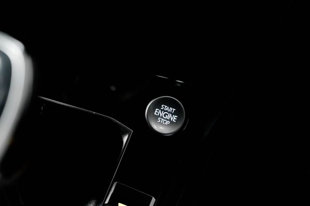 Used Volkswagen Tiguan 2021 for sale - 77850072: Photo 36