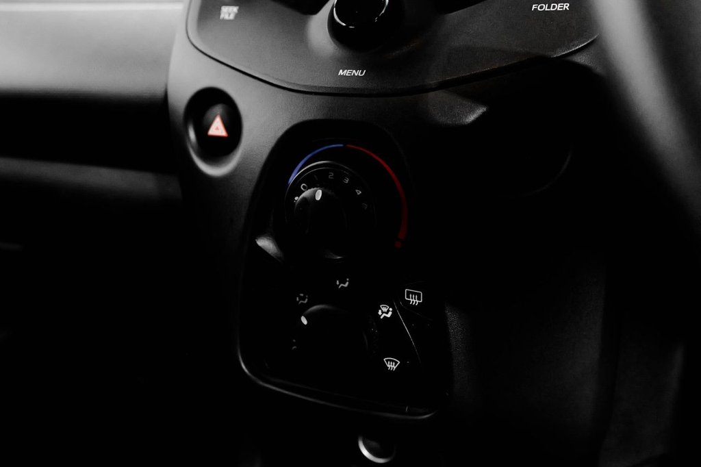 Used Toyota AYGO 2019 for sale - 76416965: Photo 20