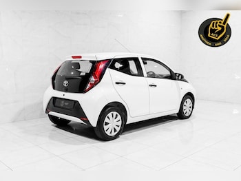 Used Toyota AYGO 2019 for sale - 76416965: Photo