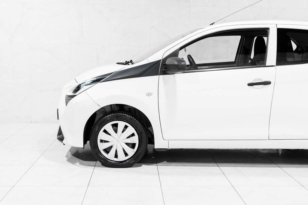 Used Toyota AYGO 2019 for sale - 76416965: Photo 33