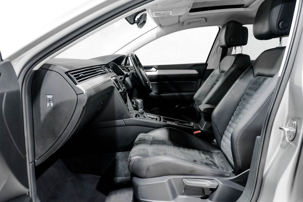 Used Volkswagen Passat 2017 for sale - 76841090: Photo 12