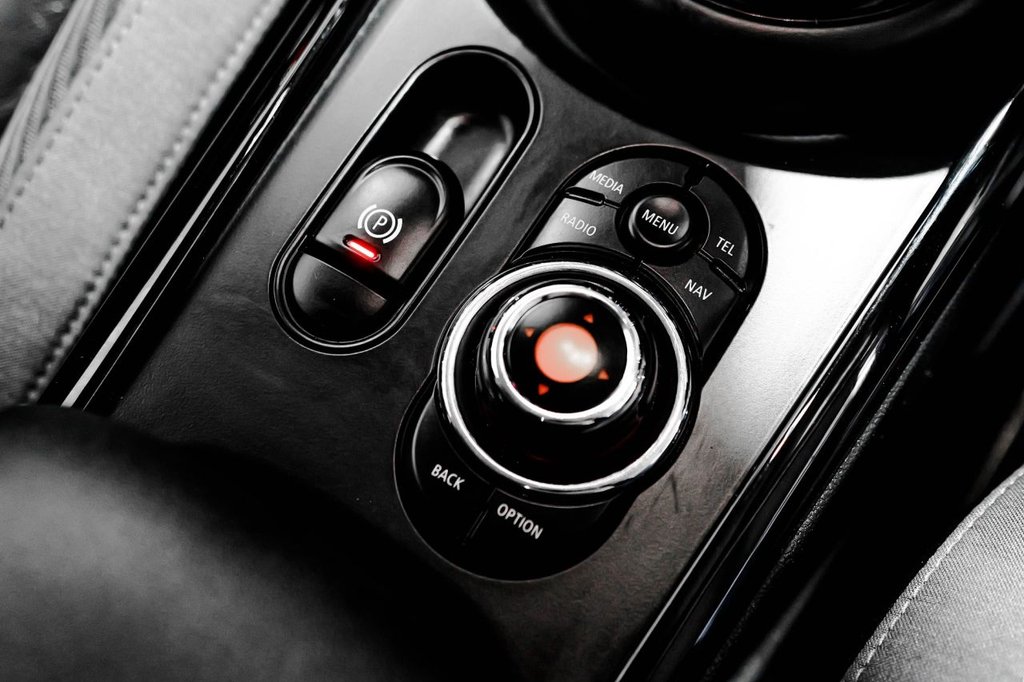 Used MINI Clubman 2017 for sale - 76417111: Photo 34