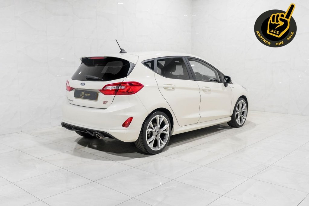 Used Ford Fiesta 2020 for sale - 76417036: Photo 2